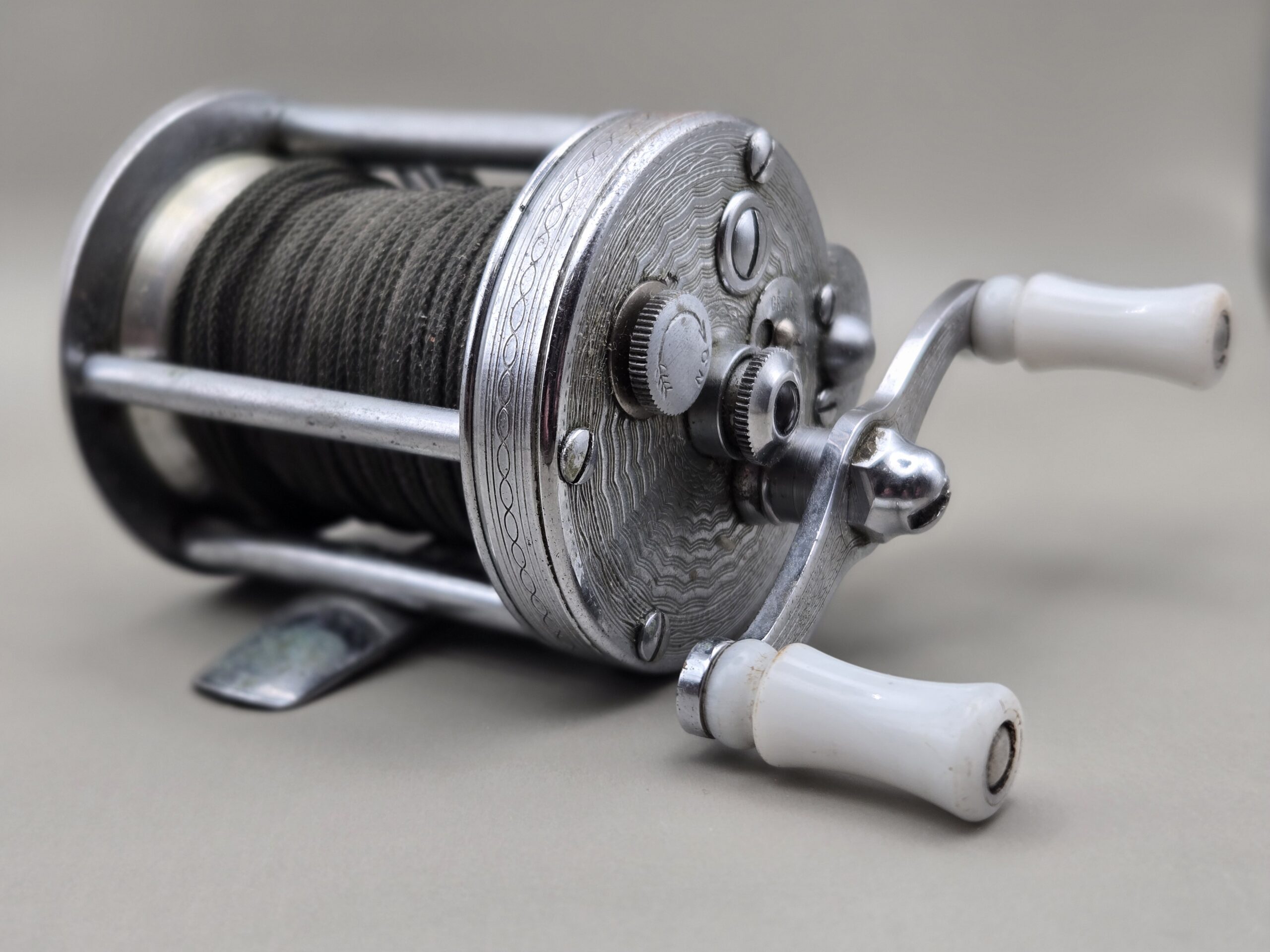 Vintage Pflueger Summit Engraved Baitcasting Fishing Reel