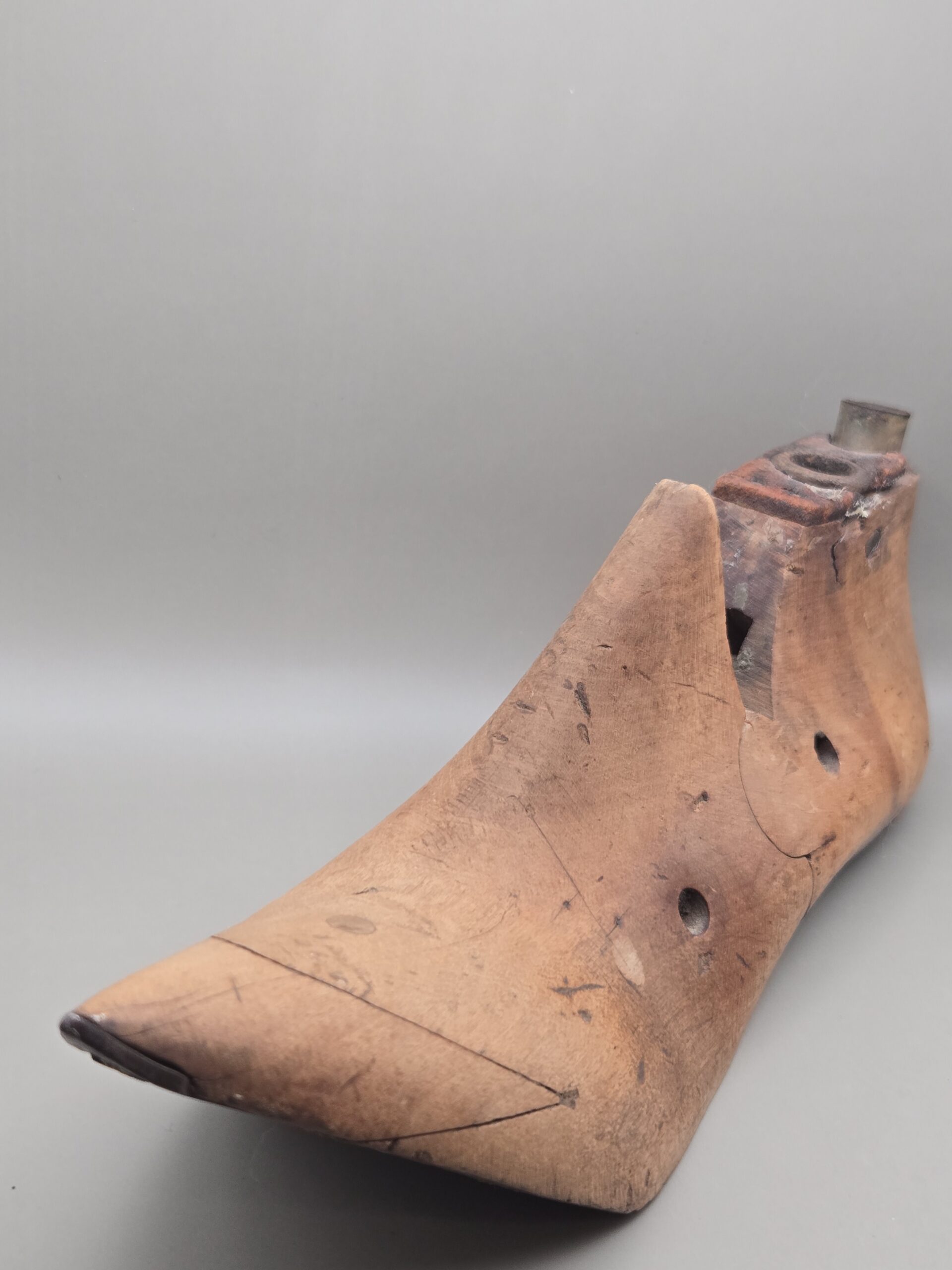 Antique Wooden Cobbler’s Shoe Last – Hinged Pointed-Toe Shoe Form